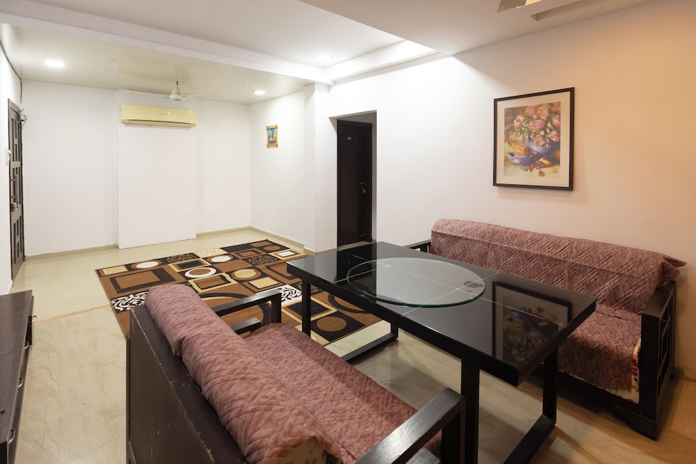 treebo shembekars inn