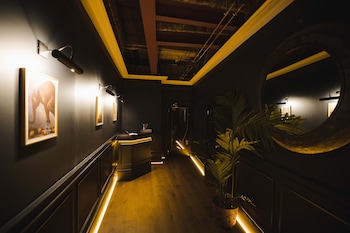 Impossible Motel,,3 star