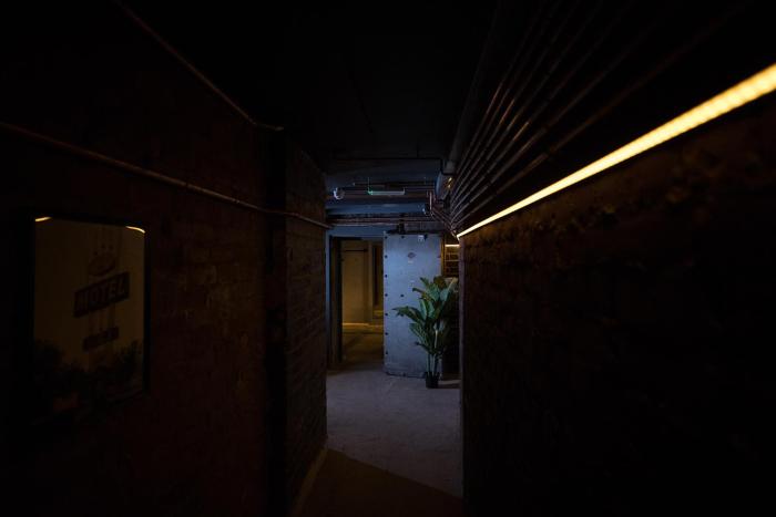 impossible motel