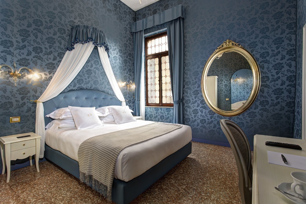gkk exclusive private suites venezia