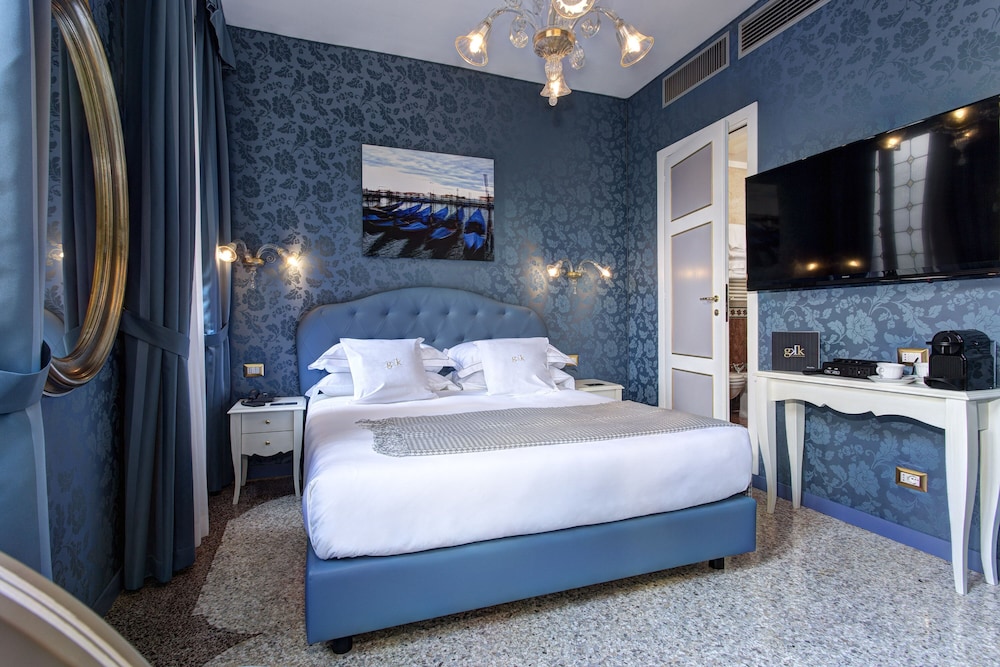 gkk exclusive private suites venezia