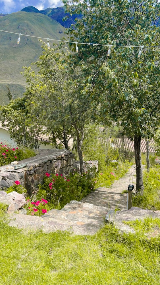 hotel highgarden ollantaytambo