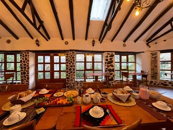 hotel highgarden ollantaytambo