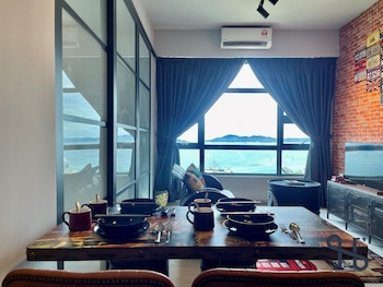 homesuite home at jesselton quay
