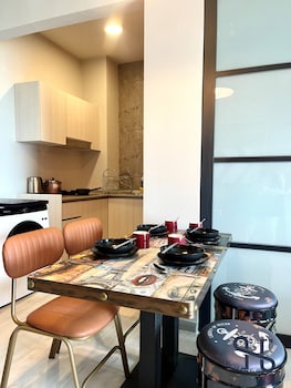 homesuite home at jesselton quay
