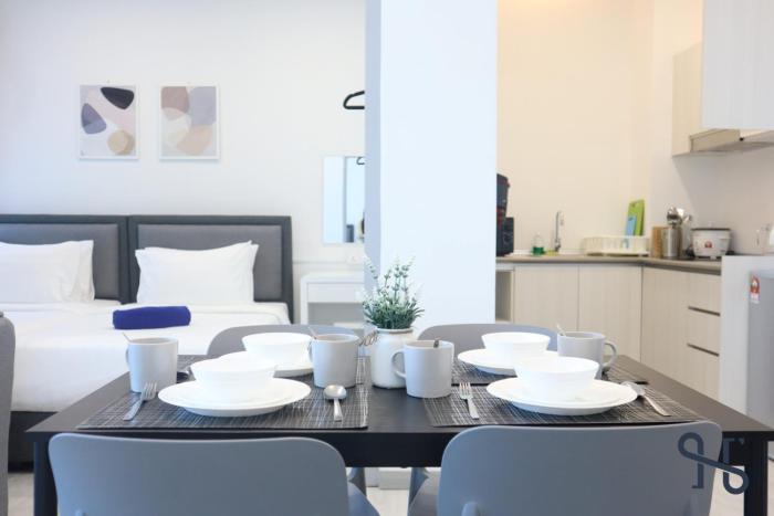 homesuite home at jesselton quay