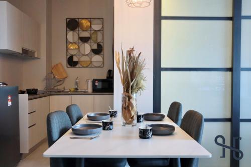 homesuite home at jesselton quay