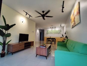 kts homestay manhattan ipoh w waterpark