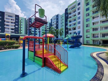 kts homestay manhattan ipoh w waterpark