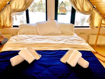 Borjomi Inn,,2 star