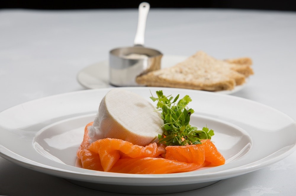 holiday inn dumfries by ihg