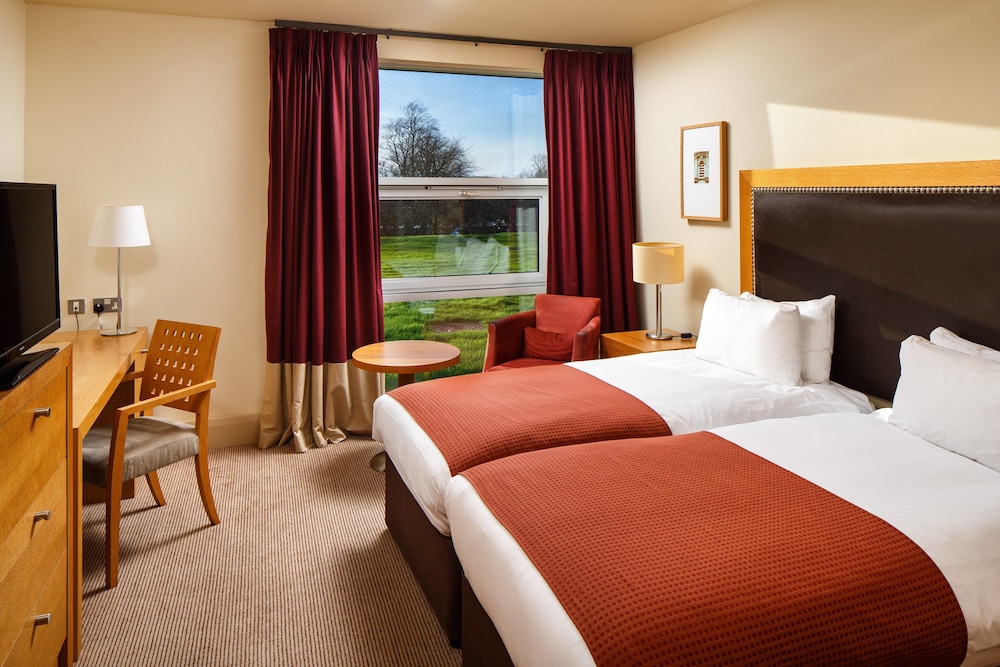 holiday inn dumfries by ihg