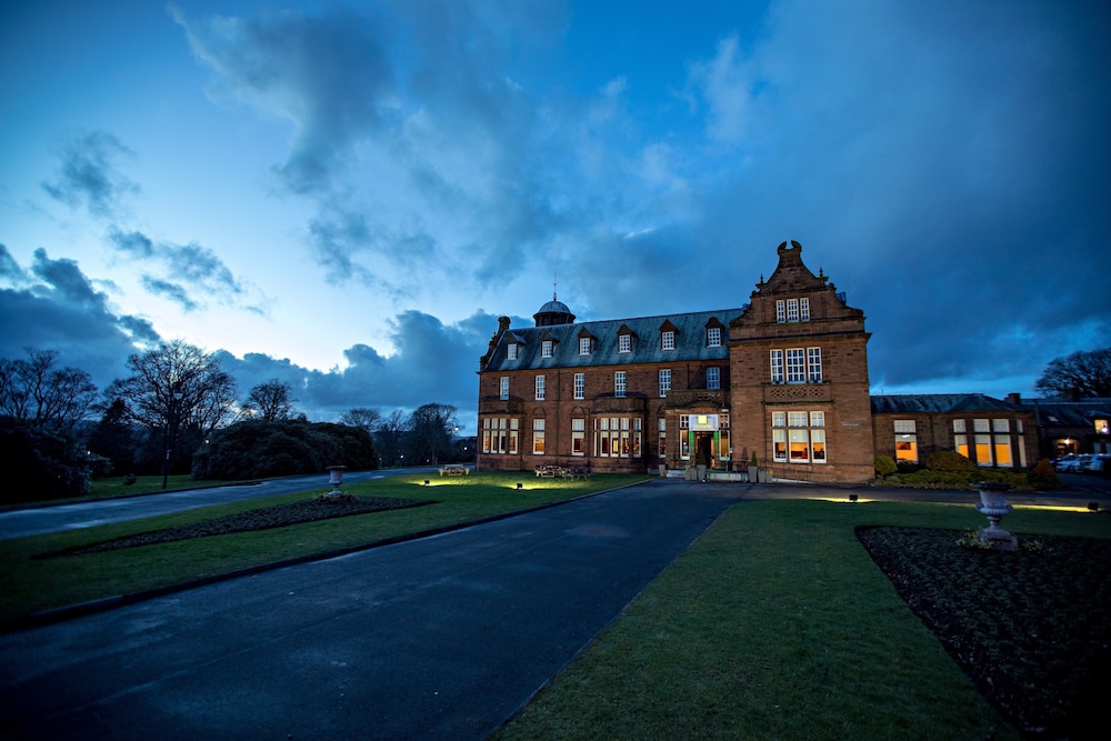 holiday inn dumfries by ihg