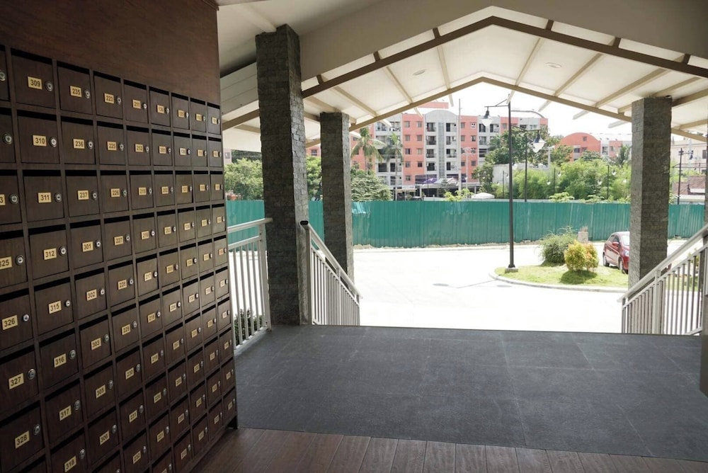 condo stay very near mactan airport
