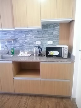 condo stay very near mactan airport