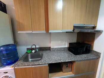 condo stay very near mactan airport