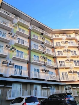 condo stay very near mactan airport