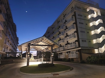 condo stay very near mactan airport