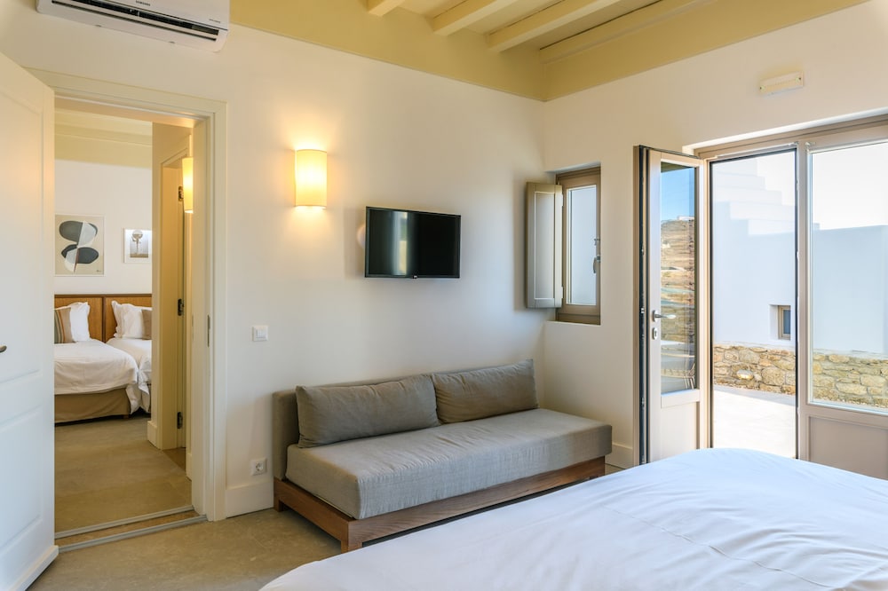 camarades mykonos