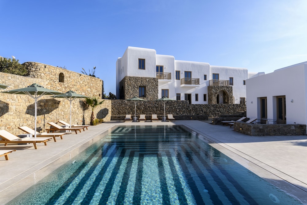 camarades mykonos