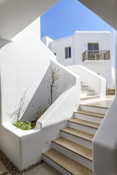 camarades mykonos
