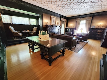 cotton mansion