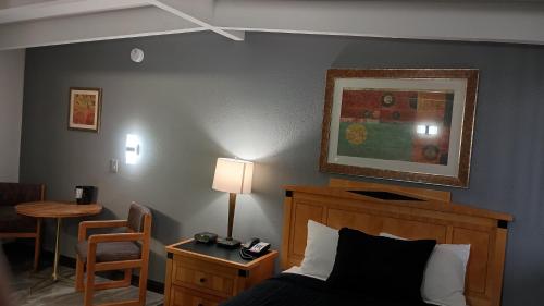 econo inn