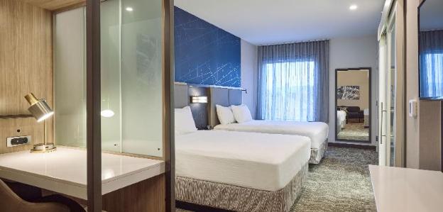 springhill suites by marriott medford airport