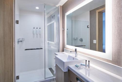 springhill suites by marriott detroit dearborn