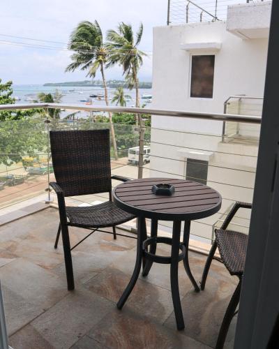 aira boracay beachfront hotel