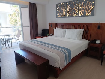 aira boracay beachfront hotel