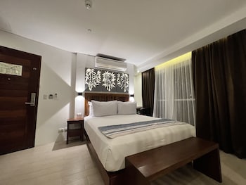 aira boracay beachfront hotel