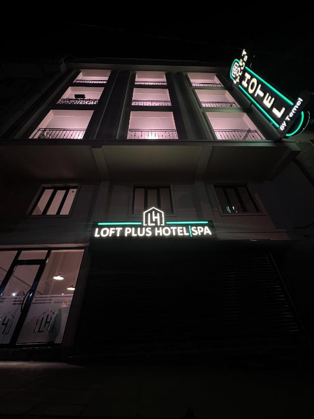 loft plus hotel
