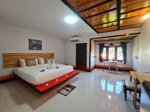 Mookboonchu Guesthouse,,3 star