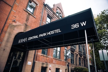 kama central park hostel