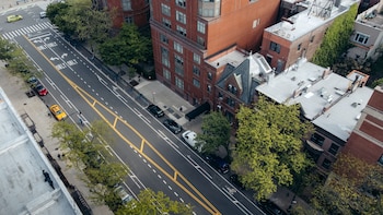 kama central park hostel