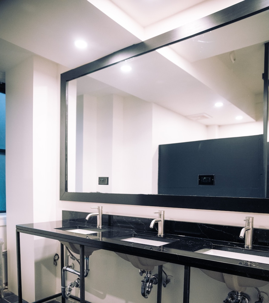 kama central park hostel