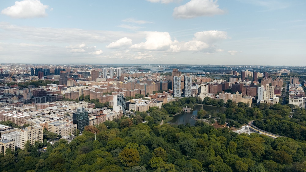 kama central park hostel