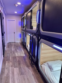 kama central park hostel