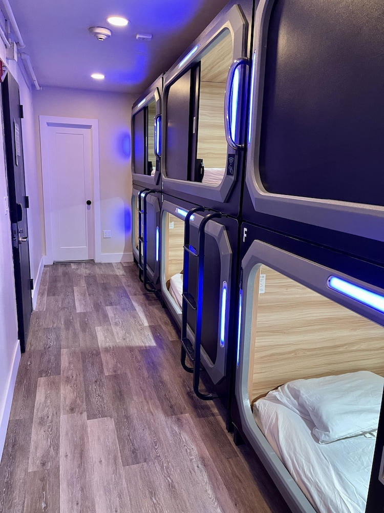 kama central park hostel