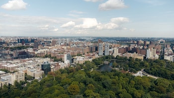 kama central park hostel