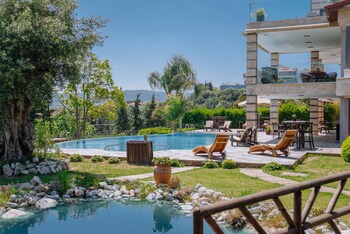 doors boutique hotel urla