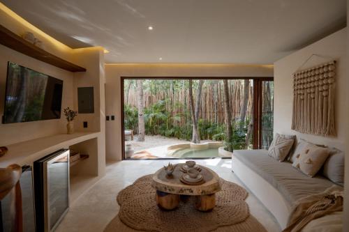 rubi tulum