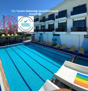 atas aqua otel avsa
