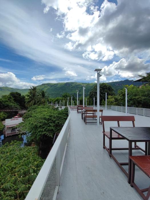 baan apa erawan resort