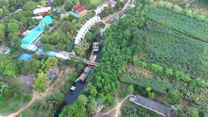 baan apa erawan resort