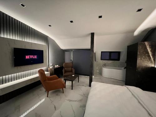 bala hotel