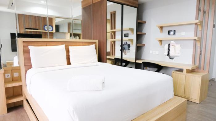 best deal and smart living studio at grand sungkono lagoon apartment
