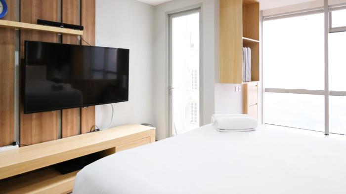 best deal and smart living studio at grand sungkono lagoon apartment