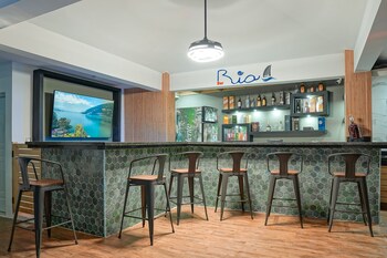 ria aparta hotel